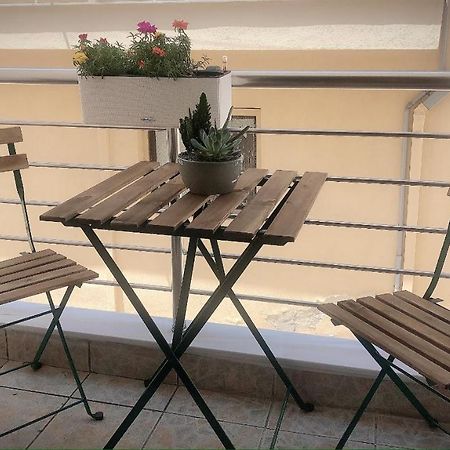 The Green Apartment Kavala Exterior photo