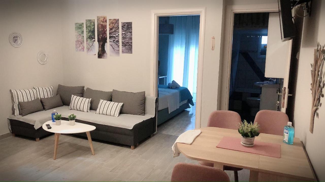 The Green Apartment Kavala Exterior photo