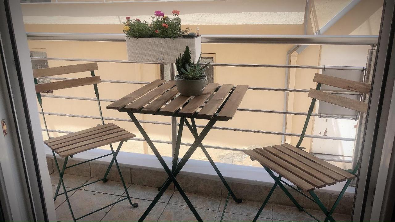 The Green Apartment Kavala Exterior photo