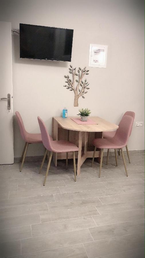 The Green Apartment Kavala Exterior photo