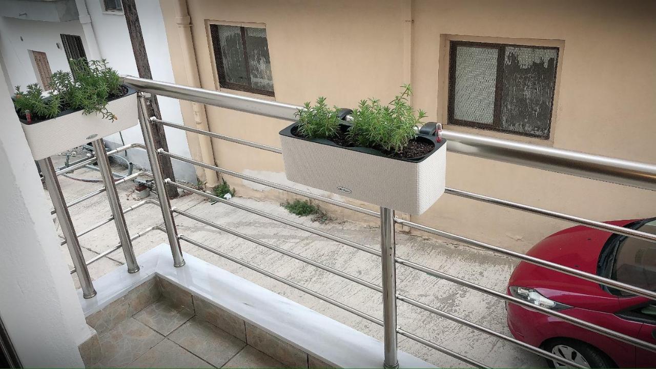 The Green Apartment Kavala Exterior photo